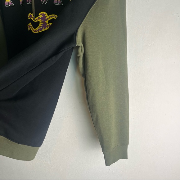 AIRWALK Graphic Pullover Hoodie - Picture 5 of 9